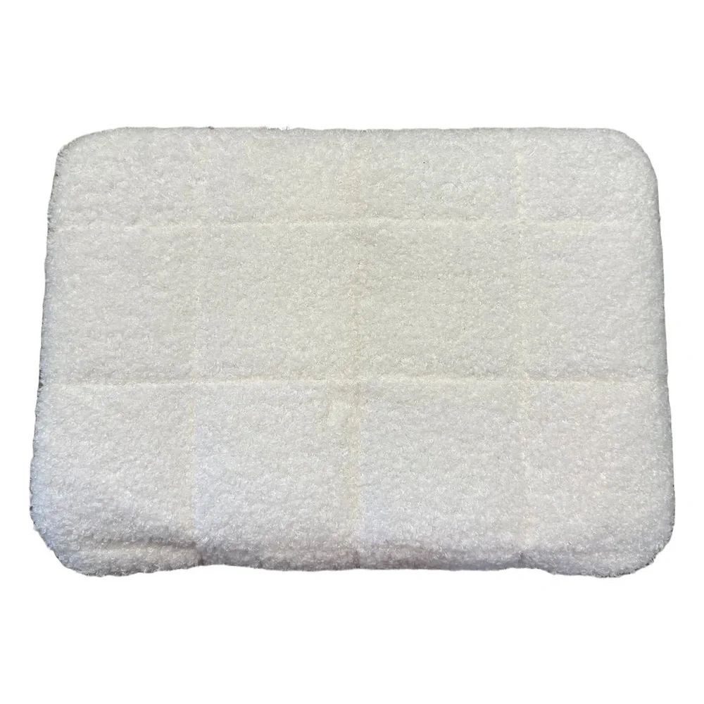 Laptop Case White Fuzzy Quilted, Accommodates Up To 16 inch Laptop